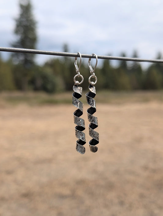Leafy Twist earrings