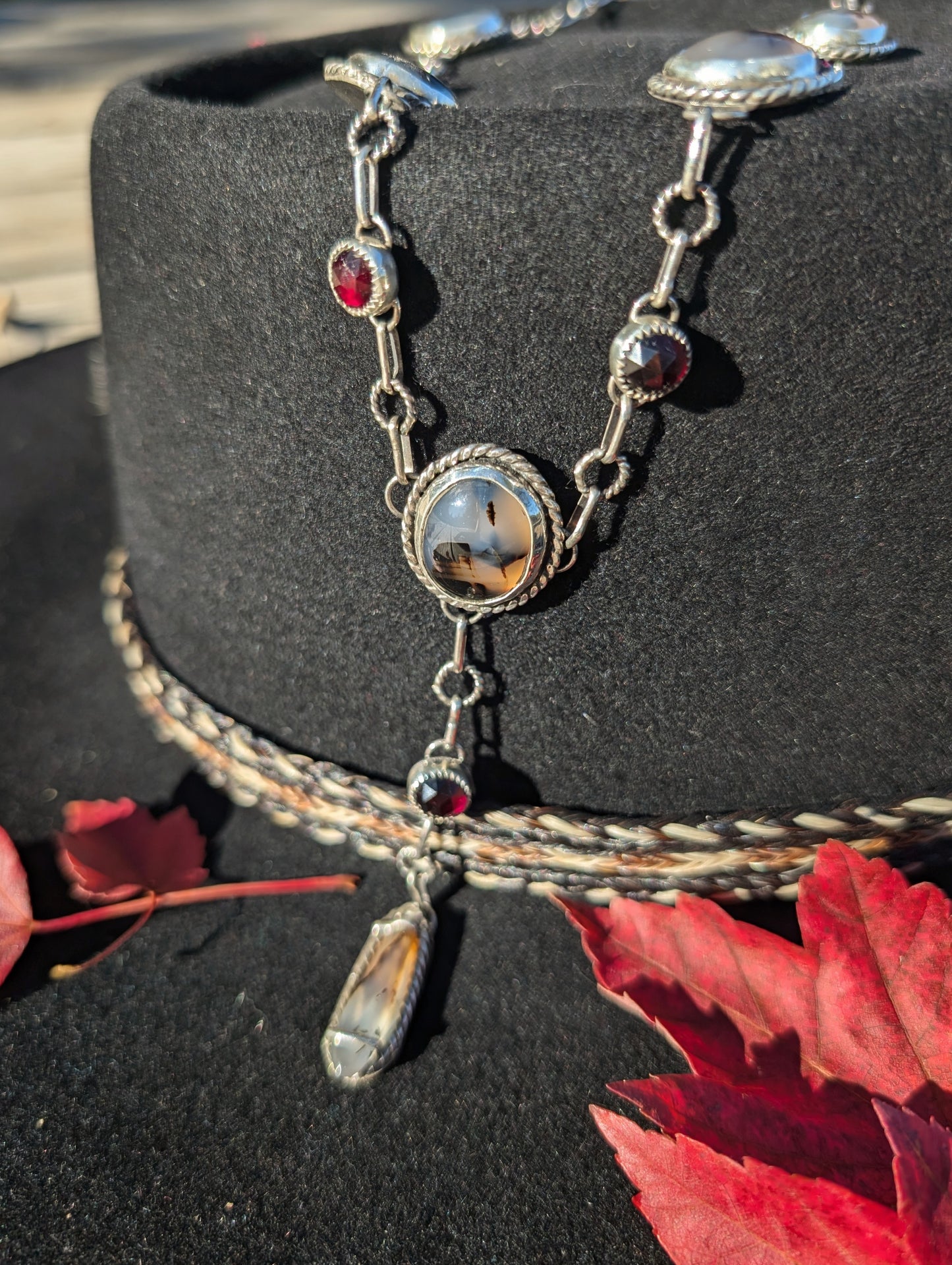 Montana Agate and Garnet Lariat