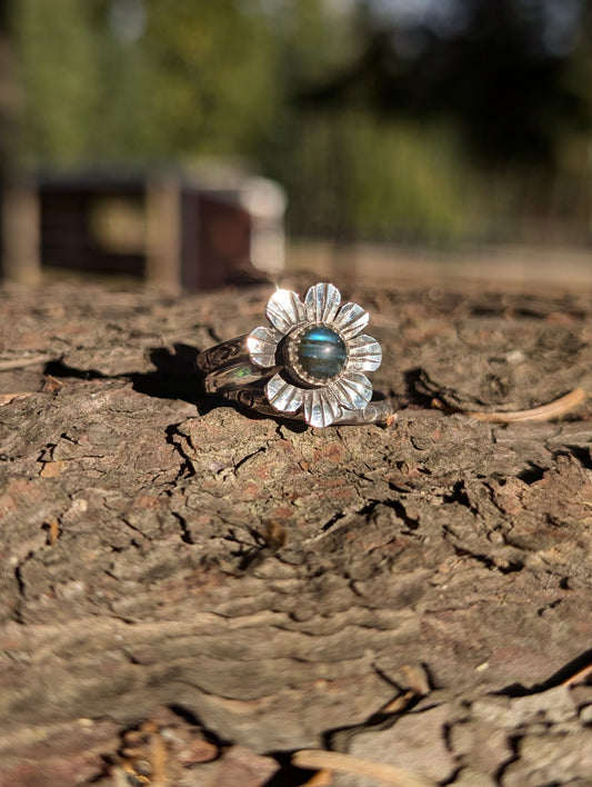 Labradorite Flower Ring