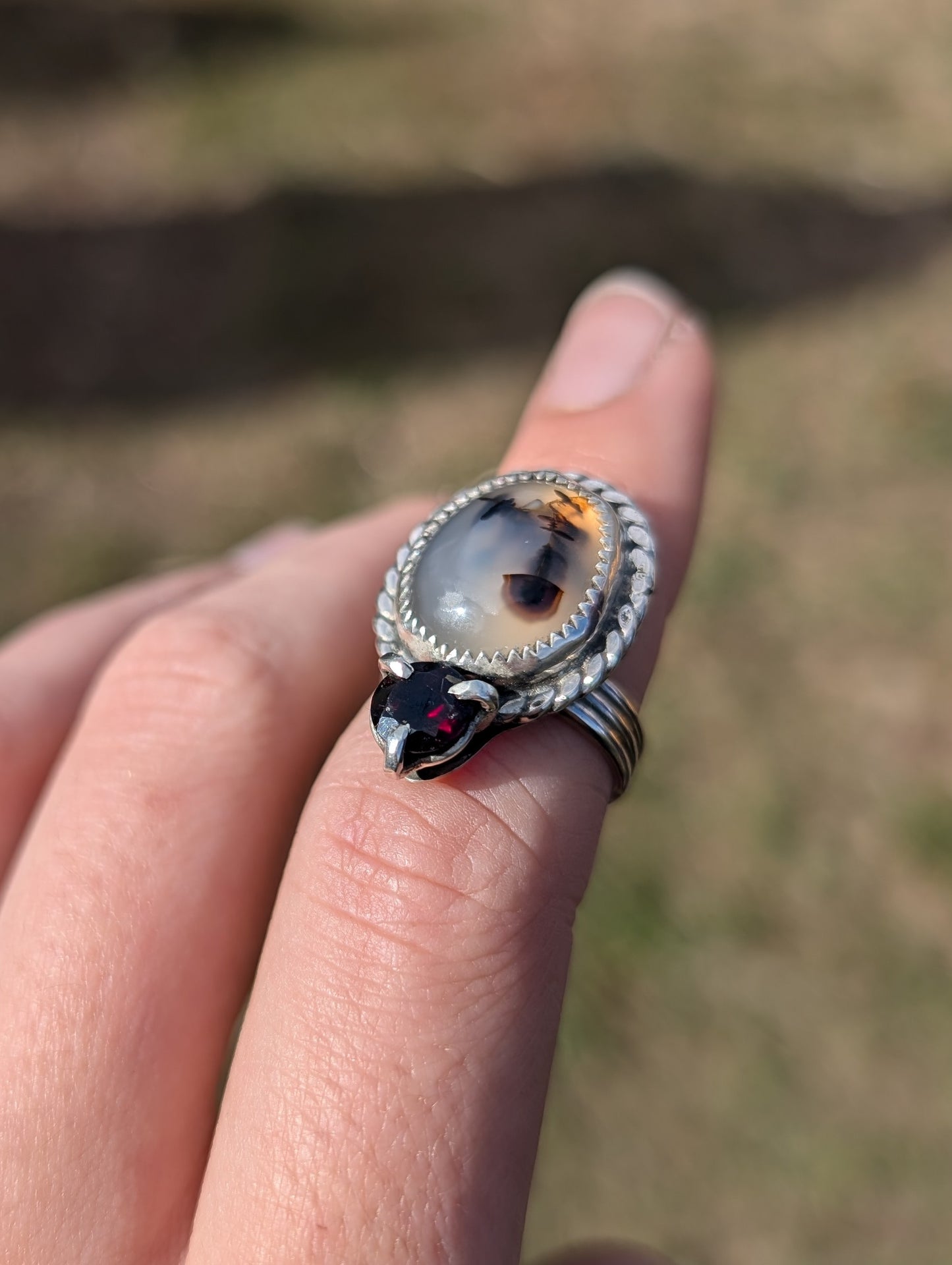 Montana Agate and Garnet ring